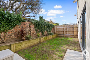 Photo 23- click for photo gallery